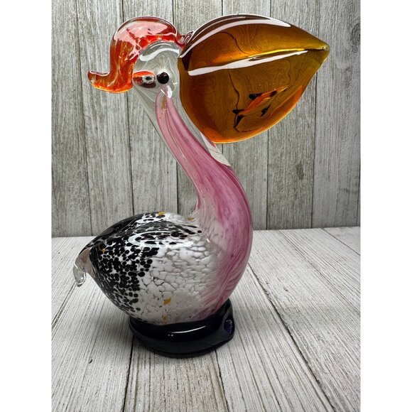 Vtg Hand Blown Art Glass Pelican Bird w/ Fish Figurine Paper Weight 6.5" Tall - Picture 2 of 13